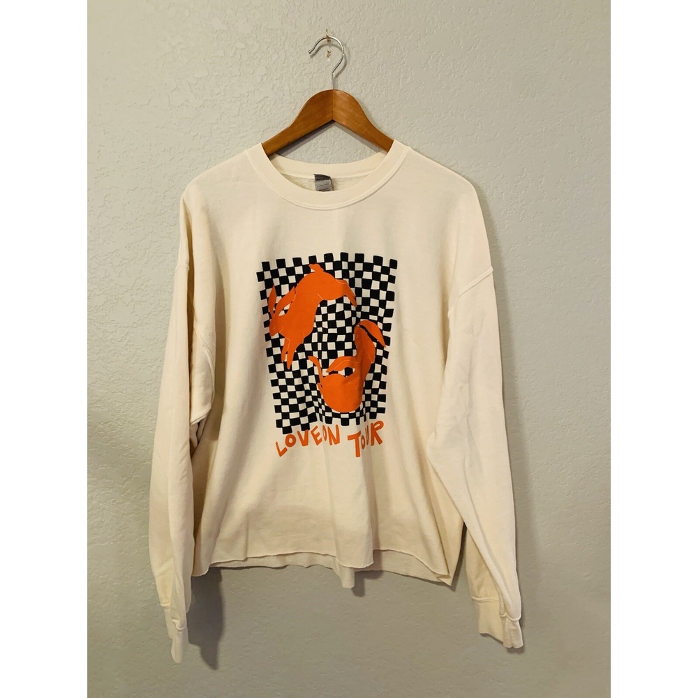HARRY STYLES Love on Tour CROPPED Sweatshirt Men's XL Cream Bunnies Checkered